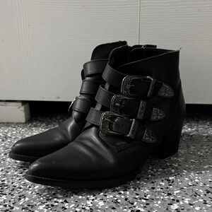 L'INTERVALLE Black Leather Buckle Ankle Boots (fits small)